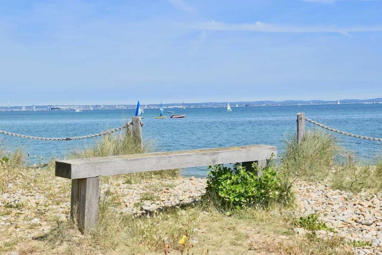 12A Solent Landing Direct Beach Access Bembridge Exteriör bild
